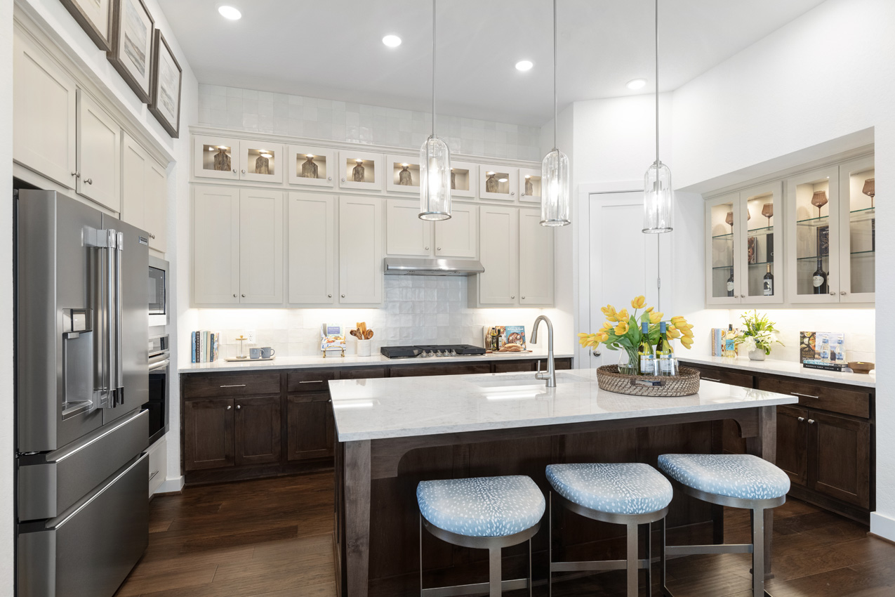 SAT-Prominence-ESCA-R010