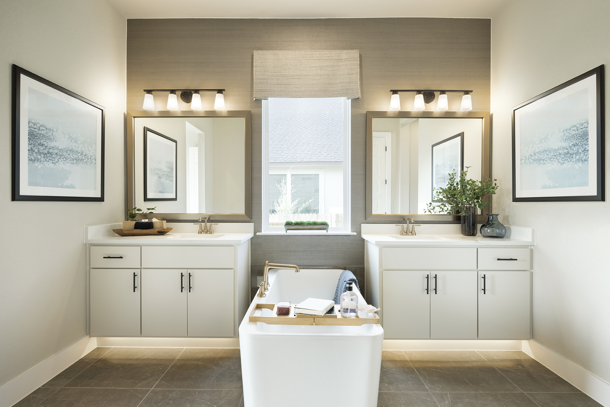 Prominence_Bath 1 tub_web
